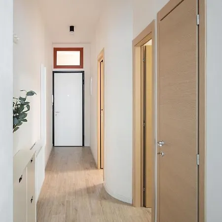 Days - Minimalist - Easy Access Apartment *